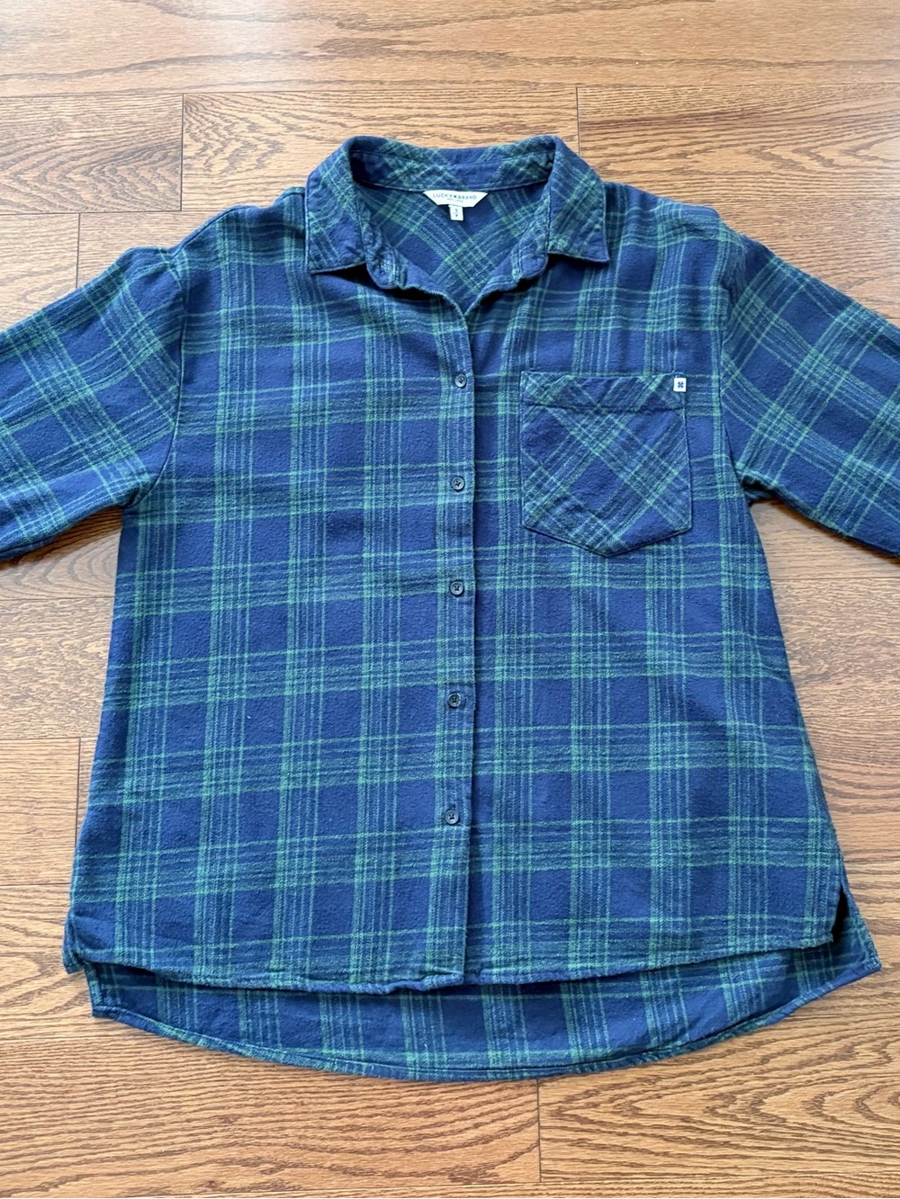Lucky Brand women’s plaid flannel button-up shirt Sz S